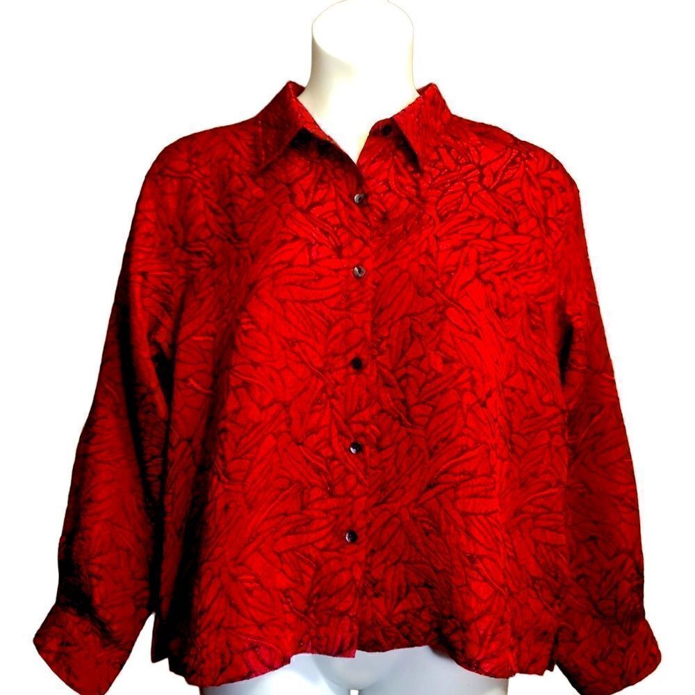 Chico’s Design Red Button Front Blouse Floral Embroidered Quilted Iridescent 3